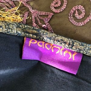 Handmade throw with 2 decorative pillow cases